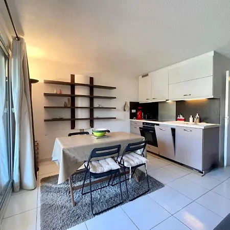 T2 Avec Piscine, 4 Couchages - Apartment La Croix-Valmer