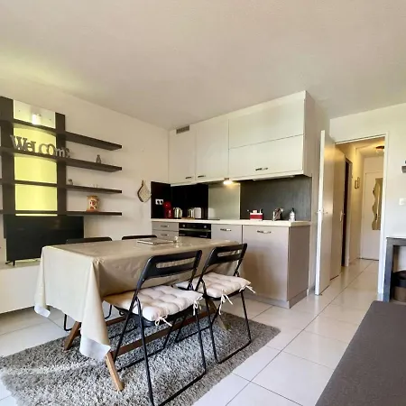 T2 Avec Piscine, 4 Couchages - La Croix-Valmer